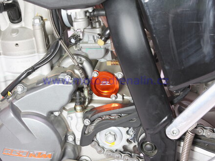 ZETA Racing víčko olejového filtru Kawasaki KXF 250 04-20 Suzuki RMZ 250 04-06