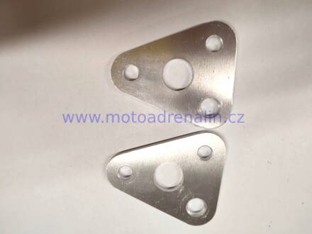 Kawasaki dolní držáky motoru KX 500 89-04 org.číslo 32029A-1639